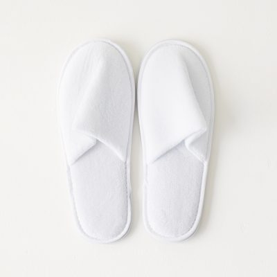 Fleece close toe slipper