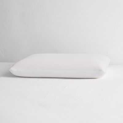 Memory foam medium pillow