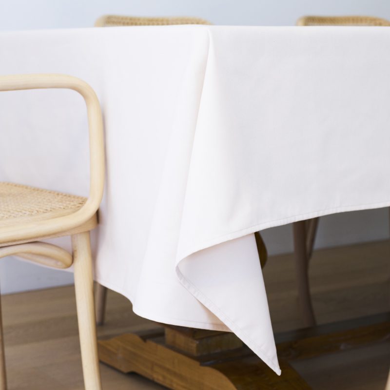 Kitchen & Dining
