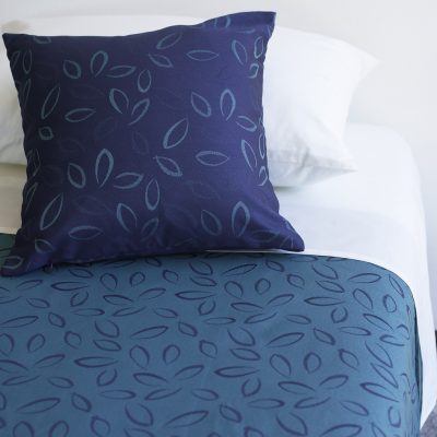Laura bedding collection