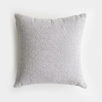 Derby cushions & throws